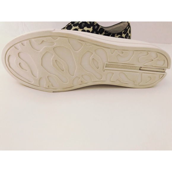 ✨Host Pick ✨Alexander McQueen Leopard Print Shoe - Picture 5 of 7